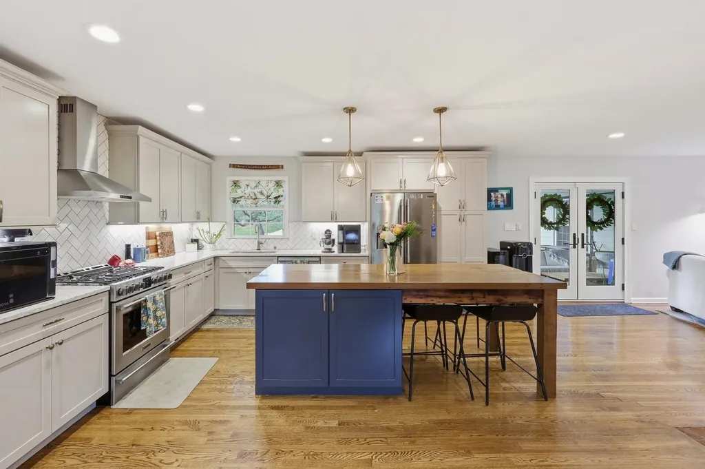 3421 Nantucket Drive Lexington KY 40502