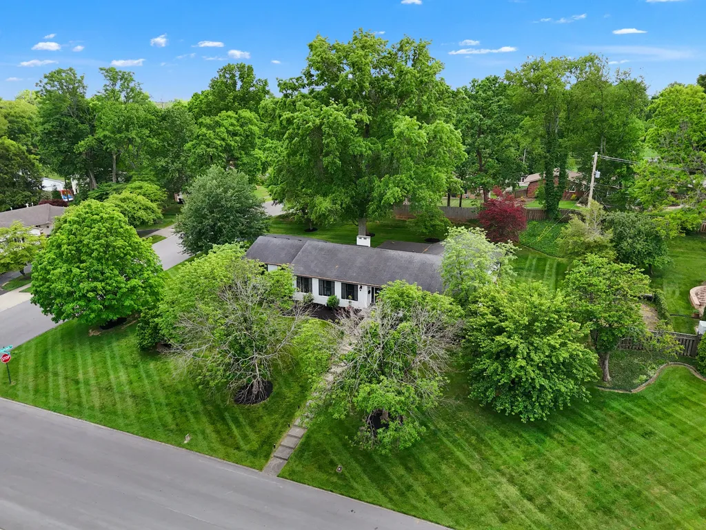 3421 Nantucket Drive Lexington KY 40502