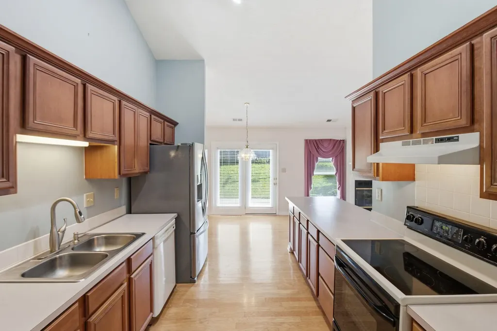465 Whitfield Drive Lexington KY 40515