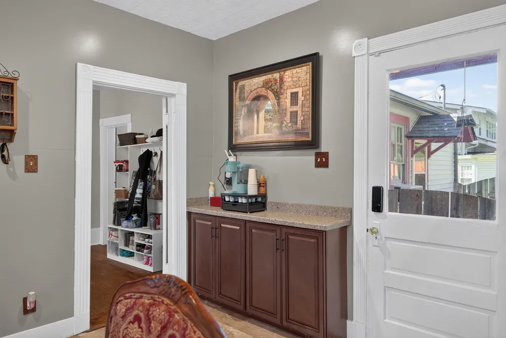 414 N Main Street Harrodsburg KY 40330