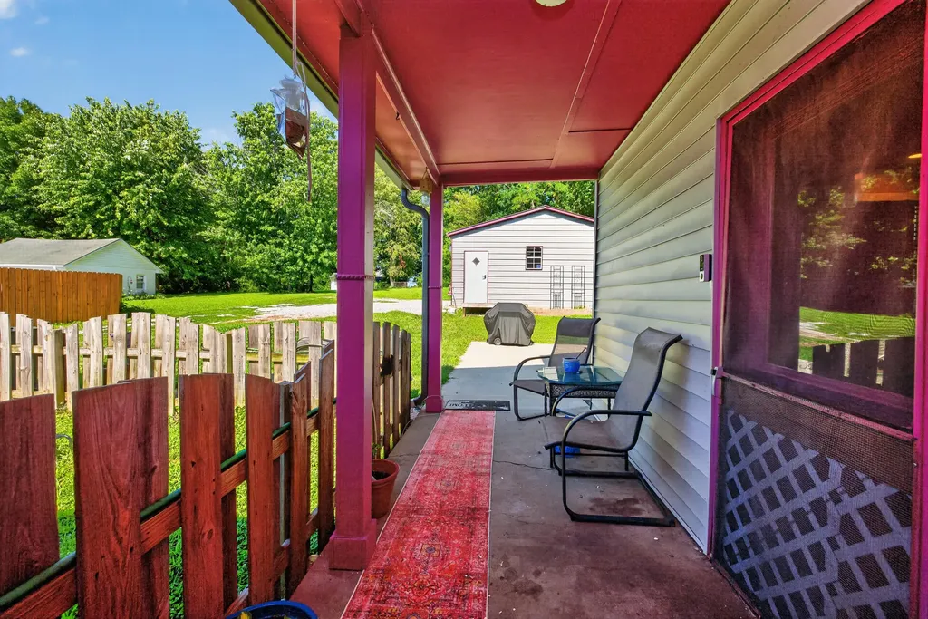 414 N Main Street Harrodsburg KY 40330