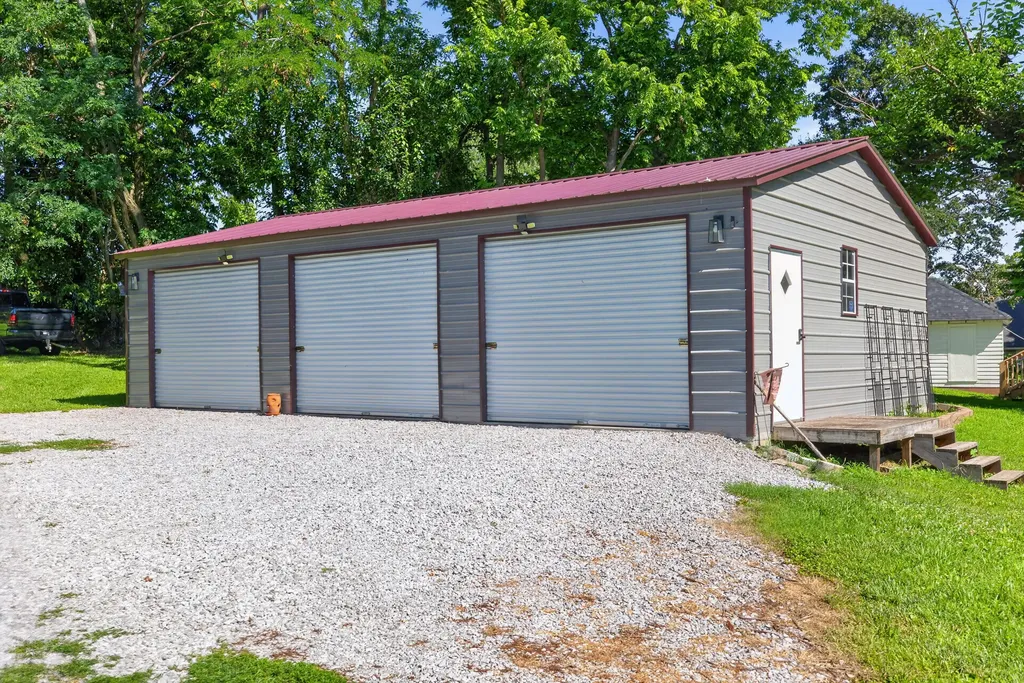 414 N Main Street Harrodsburg KY 40330