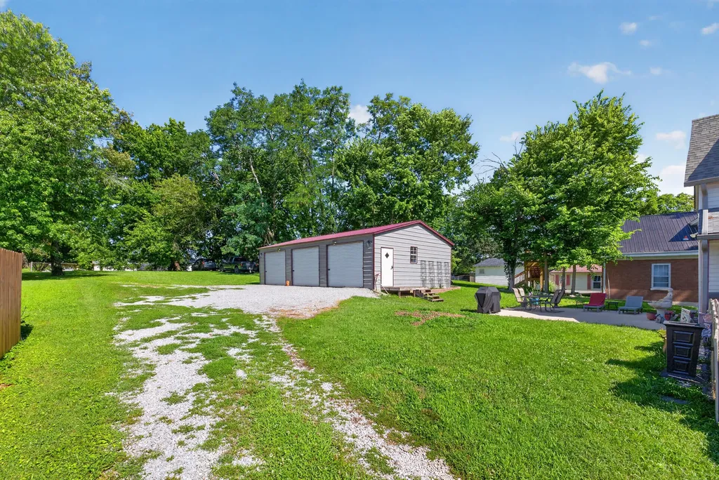 414 N Main Street Harrodsburg KY 40330