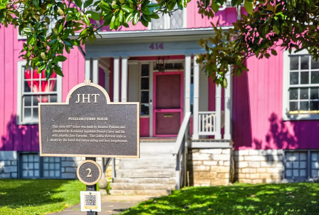 414 N Main Street Harrodsburg KY 40330