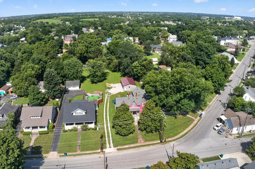 414 N Main Street Harrodsburg KY 40330