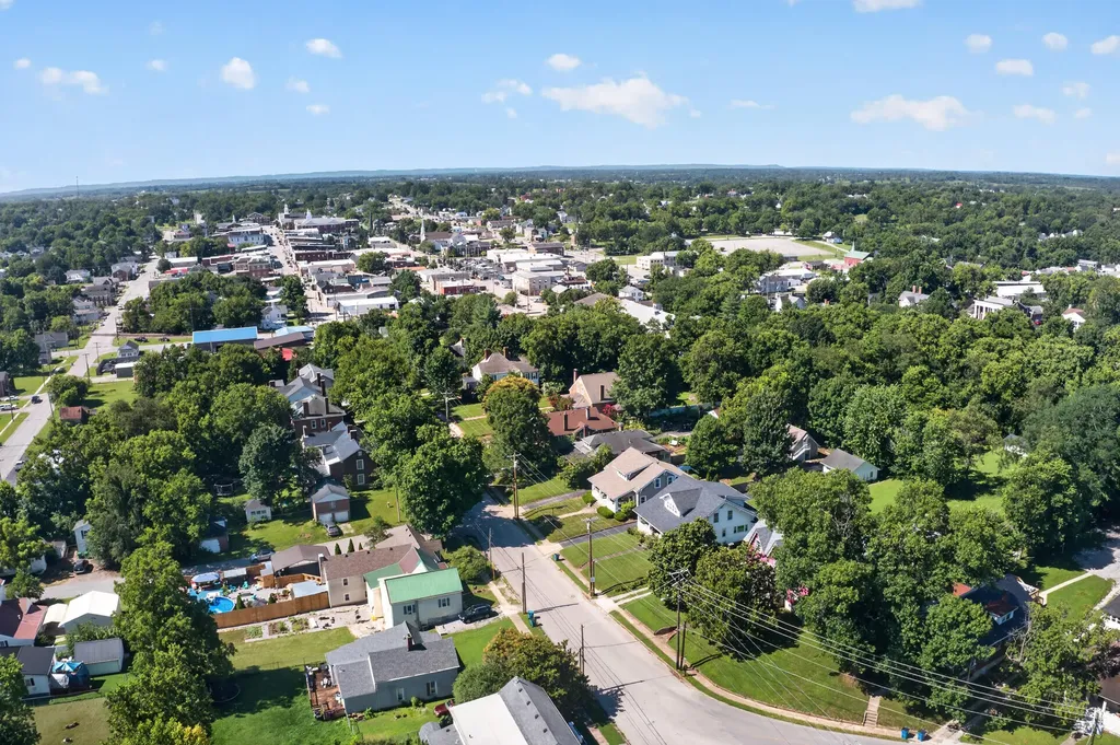414 N Main Street Harrodsburg KY 40330