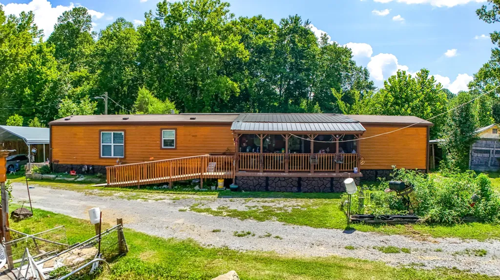 3500 State Highway 930 Barbourville KY 40906