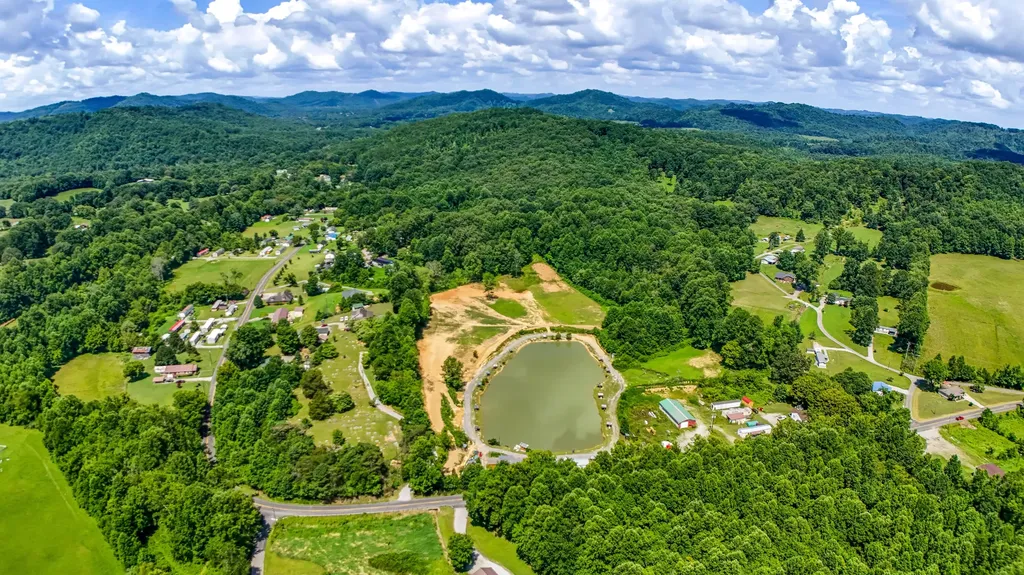 3500 State Highway 930 Barbourville KY 40906