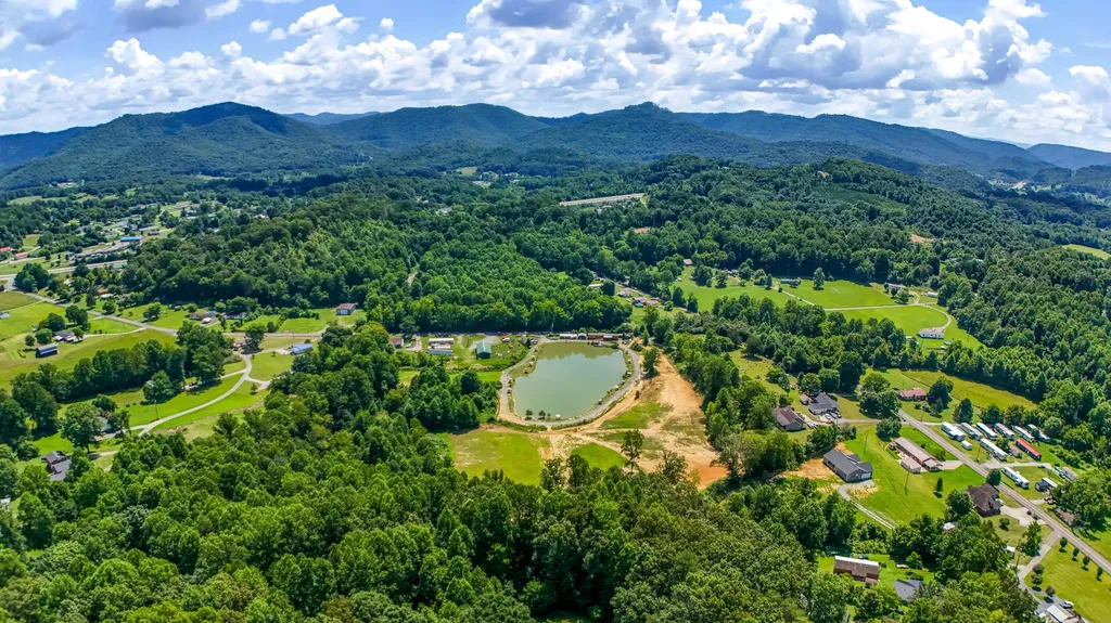 3500 State Highway 930 Barbourville KY 40906