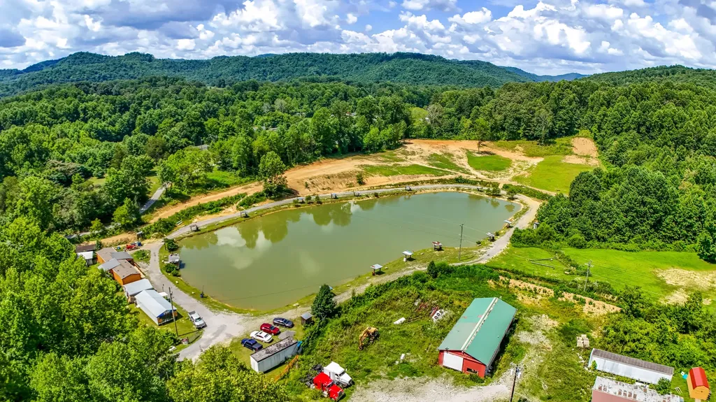 3500 State Highway 930 Barbourville KY 40906