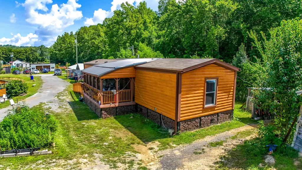 3500 State Highway 930 Barbourville KY 40906