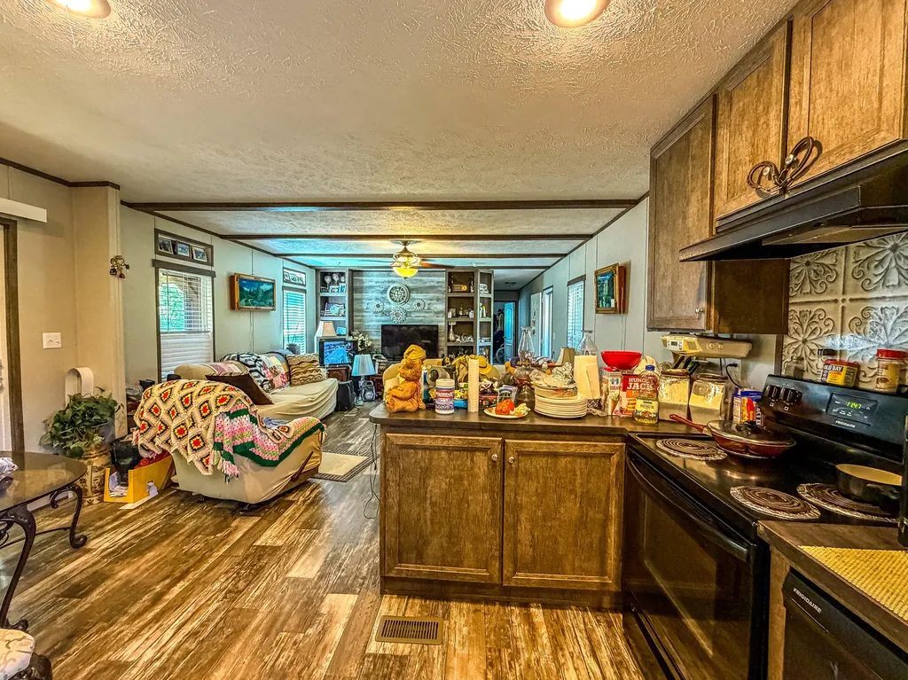3500 State Highway 930 Barbourville KY 40906