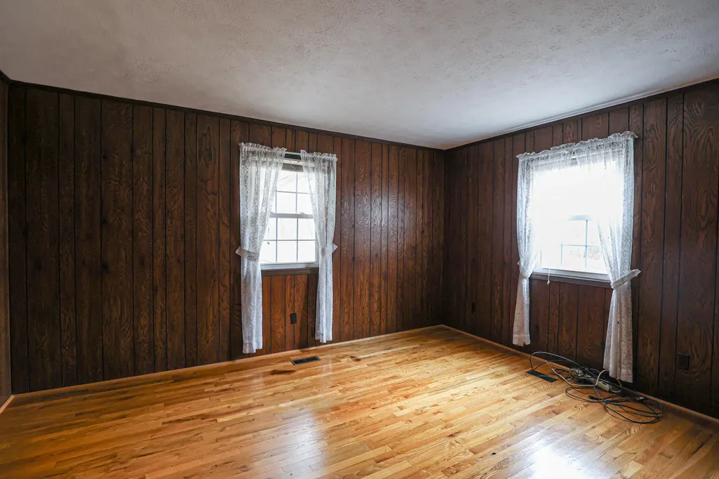 178 Lawson Lane Benton KY 42025