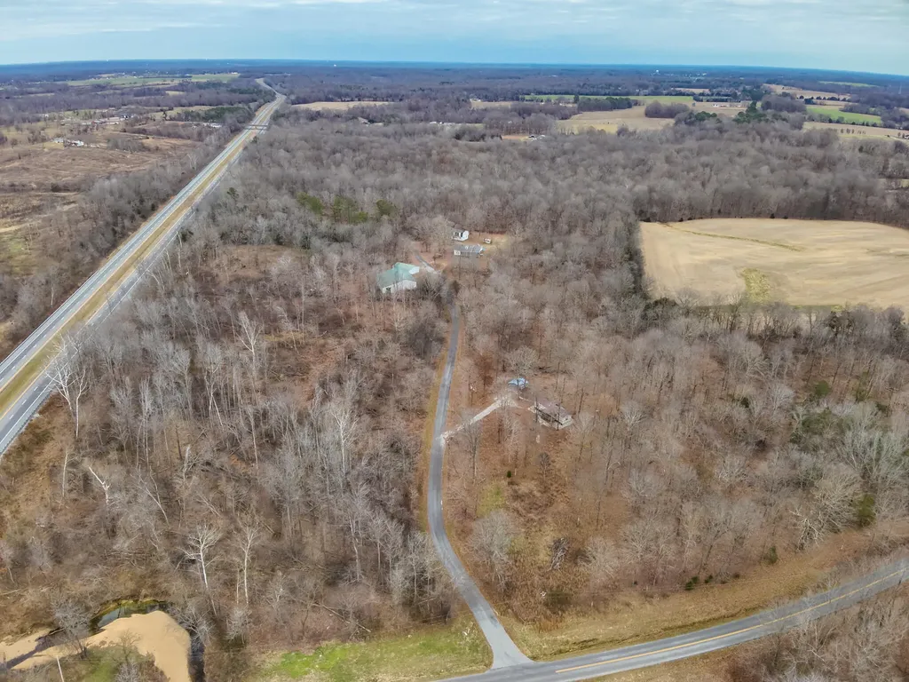178 Lawson Lane Benton KY 42025