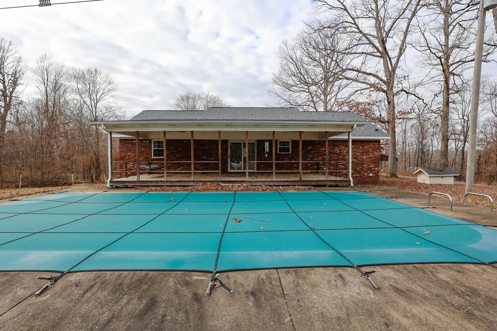 178 Lawson Lane Benton KY 42025