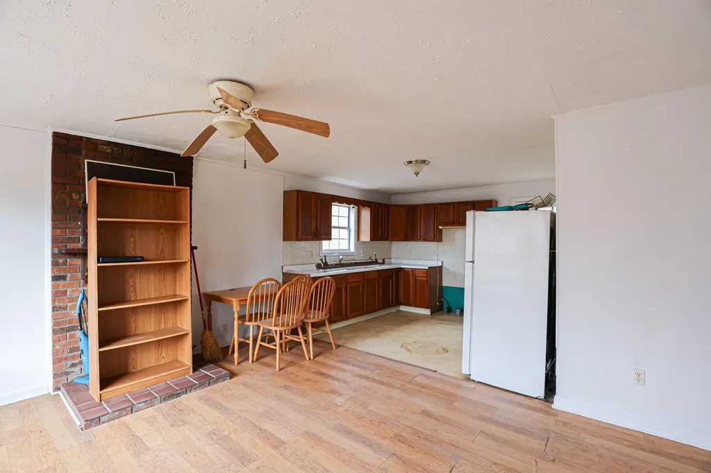 178 Lawson Lane Benton KY 42025