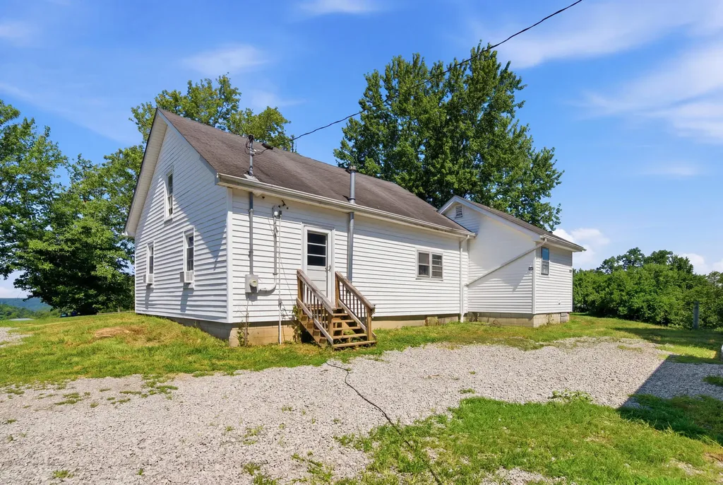 3043 Poosey Ridge Road Richmond KY 40475