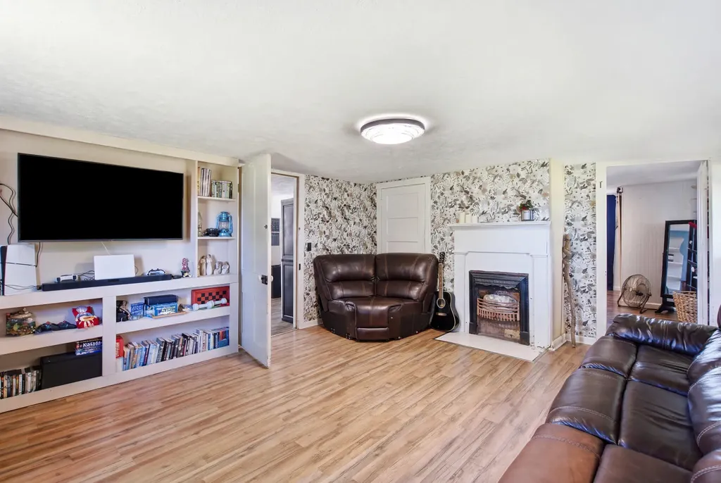 3043 Poosey Ridge Road Richmond KY 40475