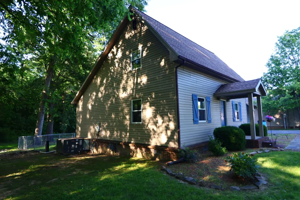 2120 Knob Hill Drive Paducah KY 42003