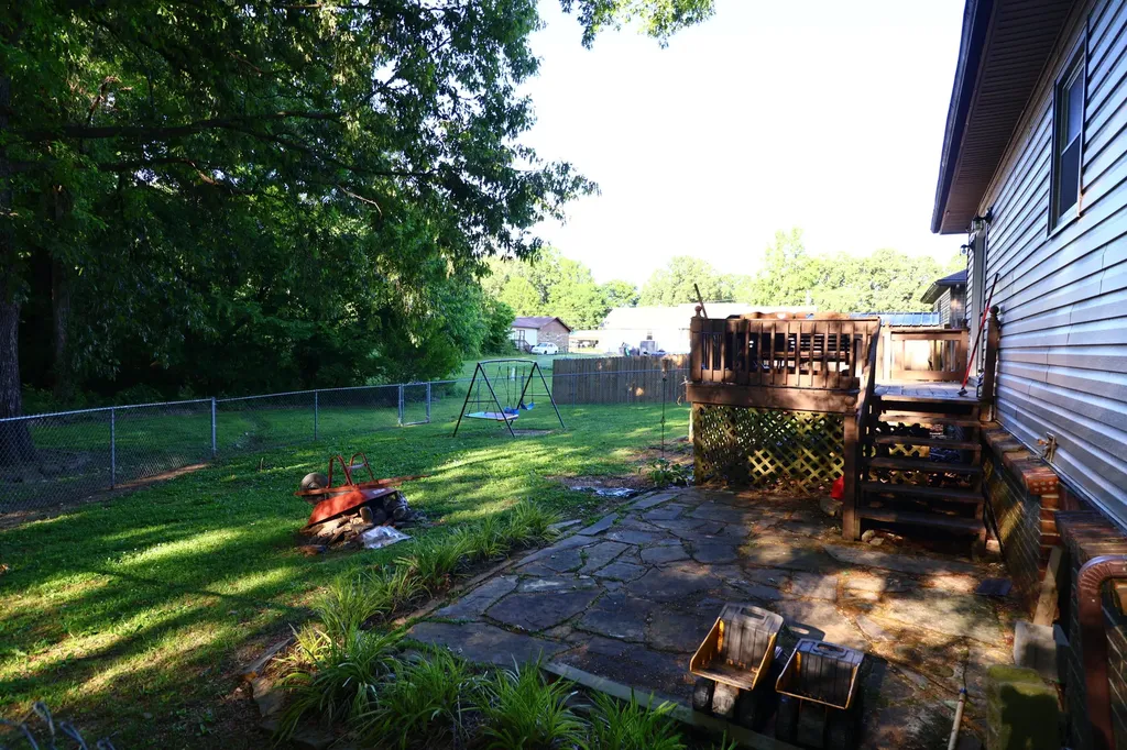 2120 Knob Hill Drive Paducah KY 42003
