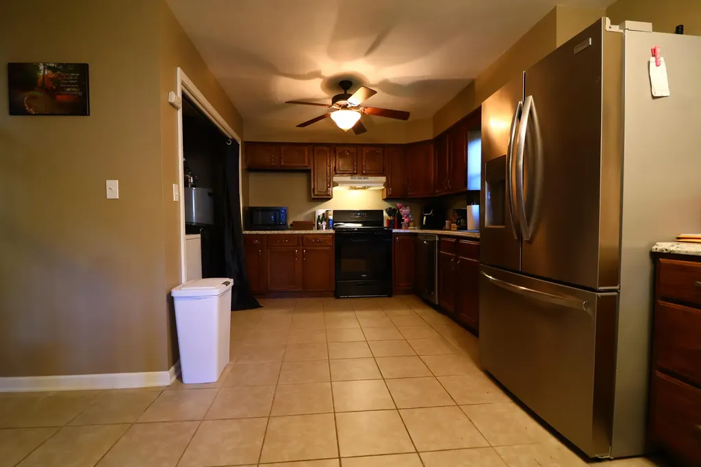 2120 Knob Hill Drive Paducah KY 42003