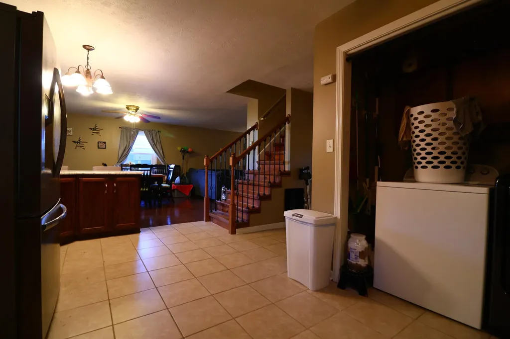 2120 Knob Hill Drive Paducah KY 42003