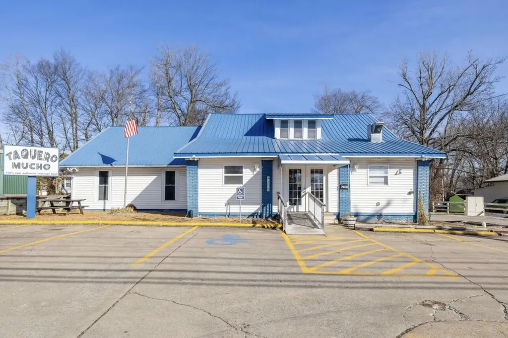 1023 W Broadway Mayfield KY 42066