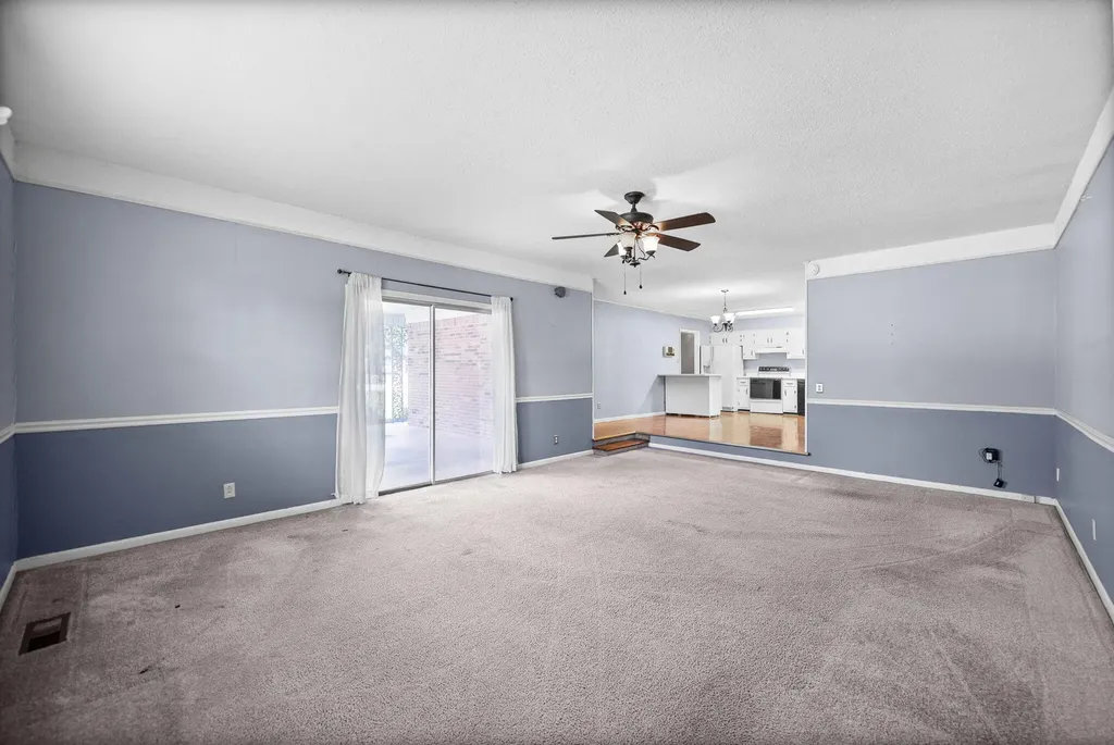 301 Donna Drive Hopkinsville KY 42240