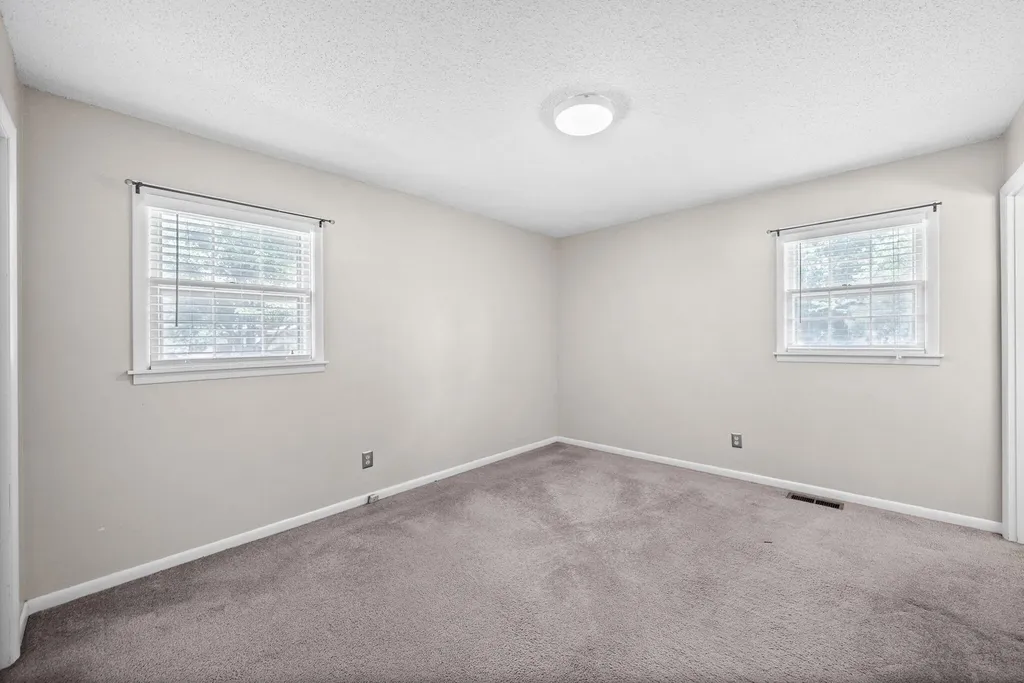 301 Donna Drive Hopkinsville KY 42240