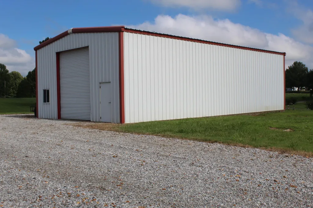 1851 U.s. 641 Benton KY 42025