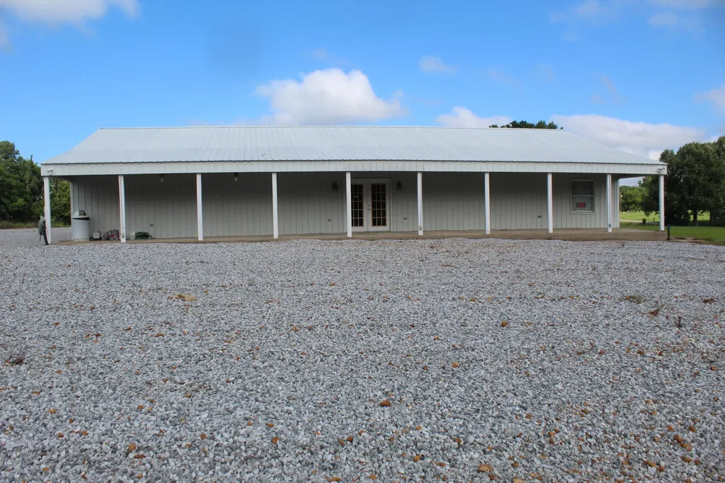 1851 U.s. 641 Benton KY 42025