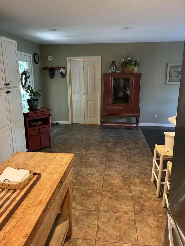 432 Blue River Road Cadiz KY 42211