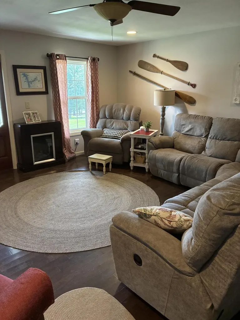 432 Blue River Road Cadiz KY 42211