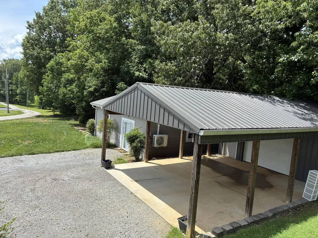 432 Blue River Road Cadiz KY 42211