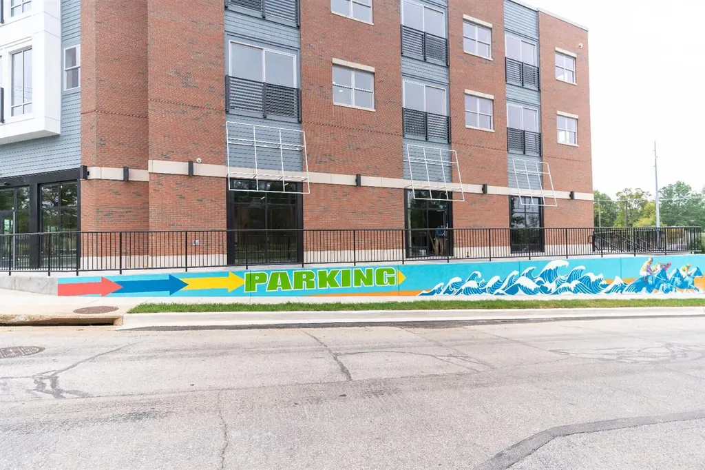 576 E Third Lexington KY 40508