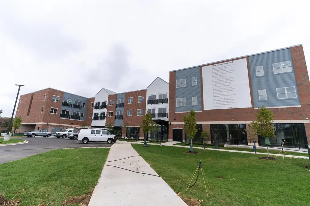576 E Third Lexington KY 40508