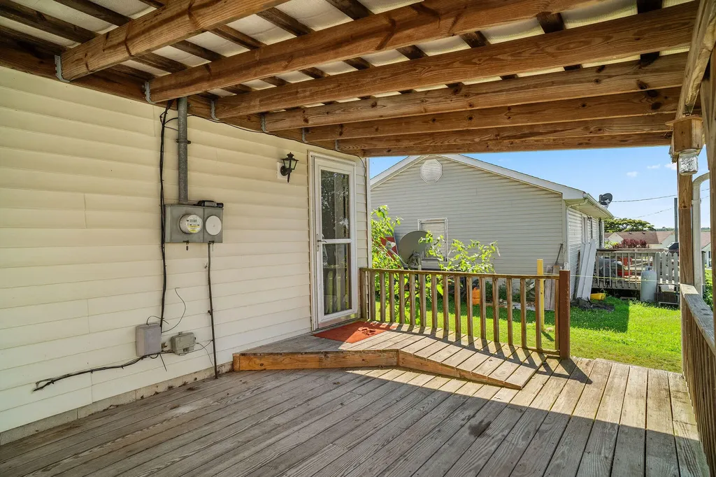 1332 Buckhorn Trail Mt Sterling KY 40353