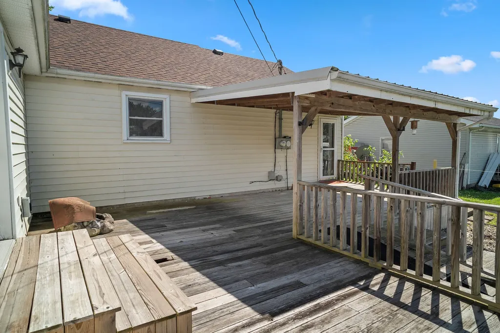 1332 Buckhorn Trail Mt Sterling KY 40353