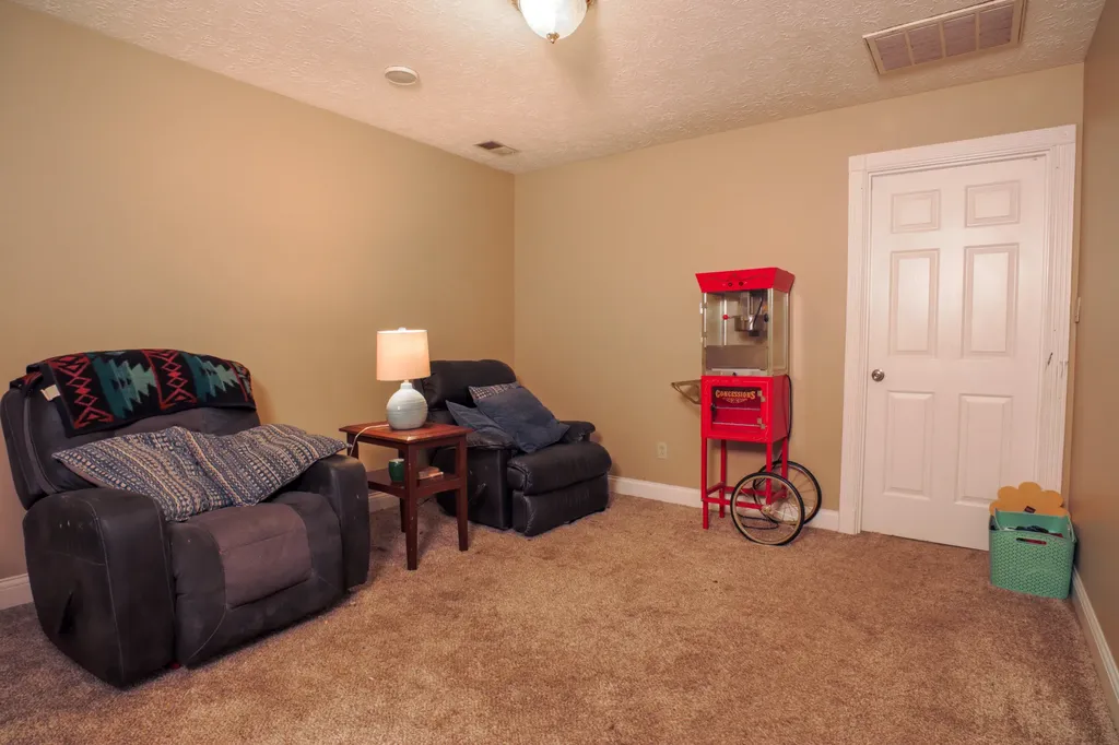 965 E Count Fleet Circle Danville KY 40422