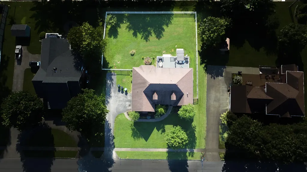 965 E Count Fleet Circle Danville KY 40422
