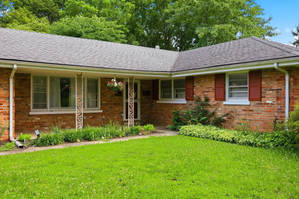 1613 Atlanta Drive Lexington KY 40505
