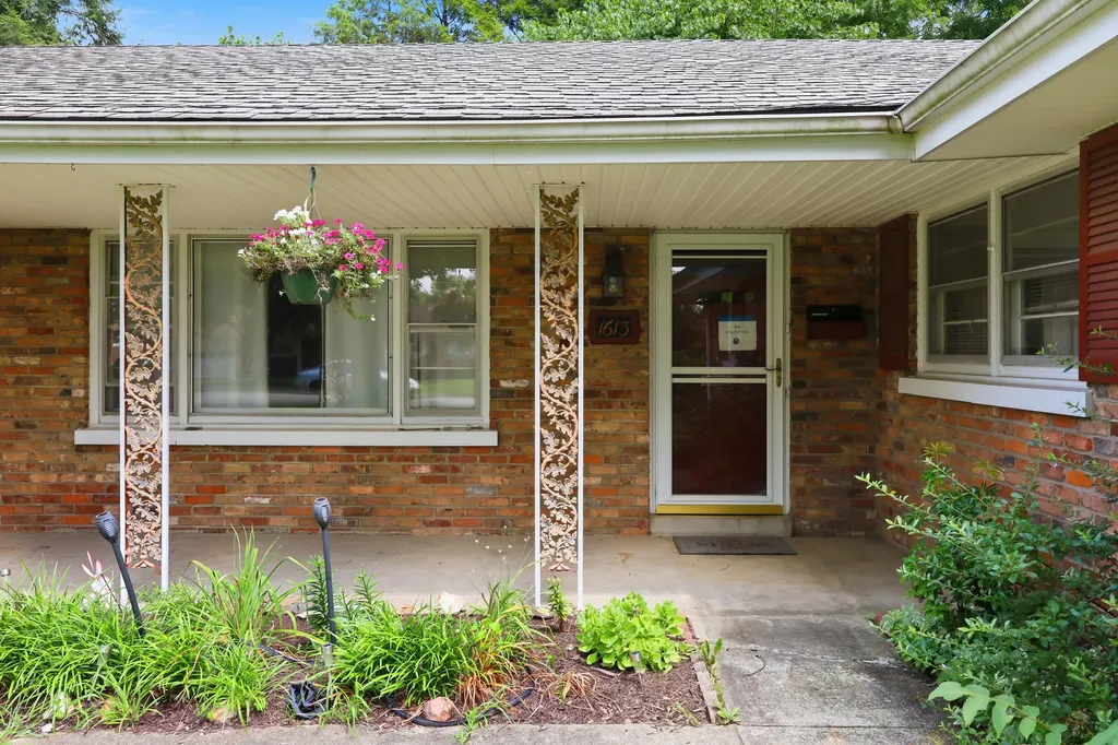 1613 Atlanta Drive Lexington KY 40505