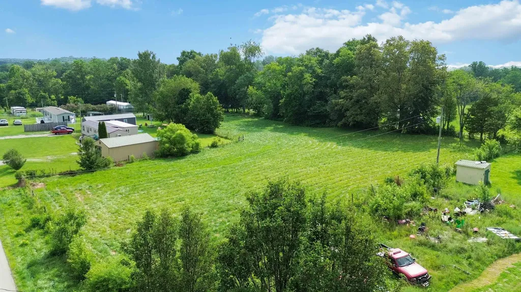 8 Daniels Drive Eubank KY 42567