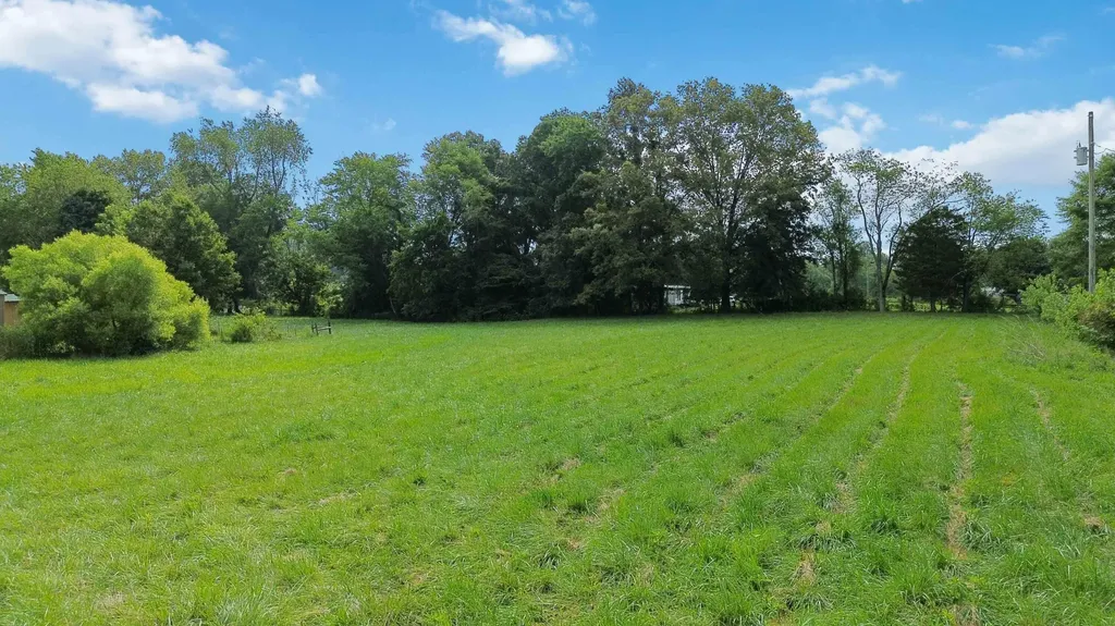 8 Daniels Drive Eubank KY 42567