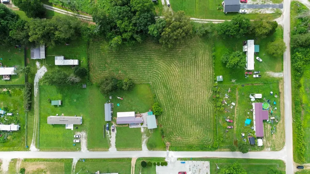 8 Daniels Drive Eubank KY 42567