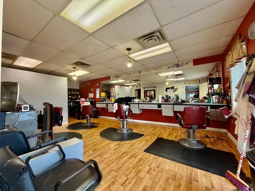 723 N College Street Harrodsburg KY 40330