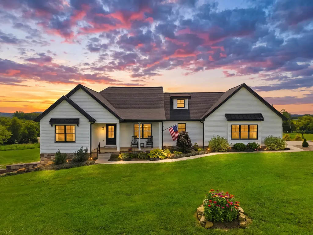 1793 Kentucky Highway 1770 Stanford KY 40484