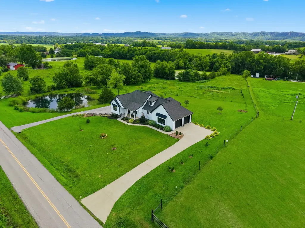 1793 Kentucky Highway 1770 Stanford KY 40484