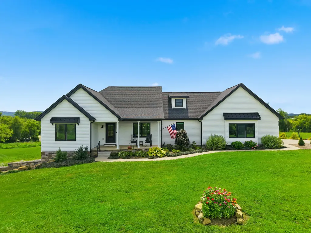 1793 Kentucky Highway 1770 Stanford KY 40484