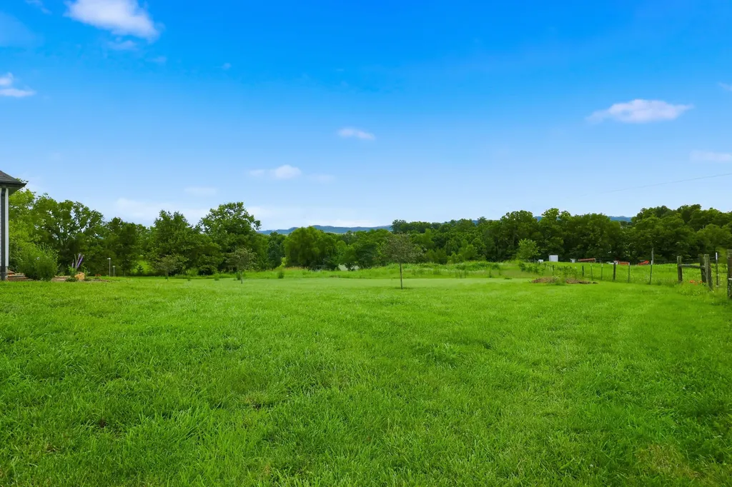 1793 Kentucky Highway 1770 Stanford KY 40484